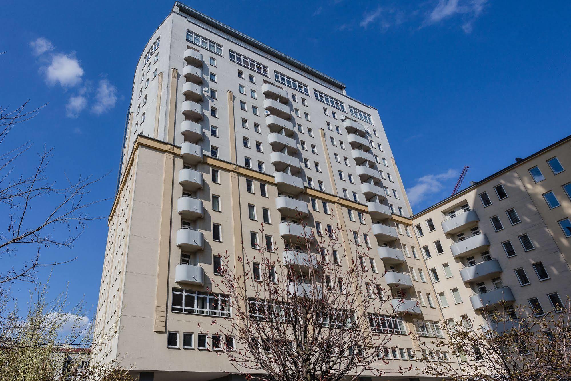 Platinum Apartments Варшава Екстериор снимка